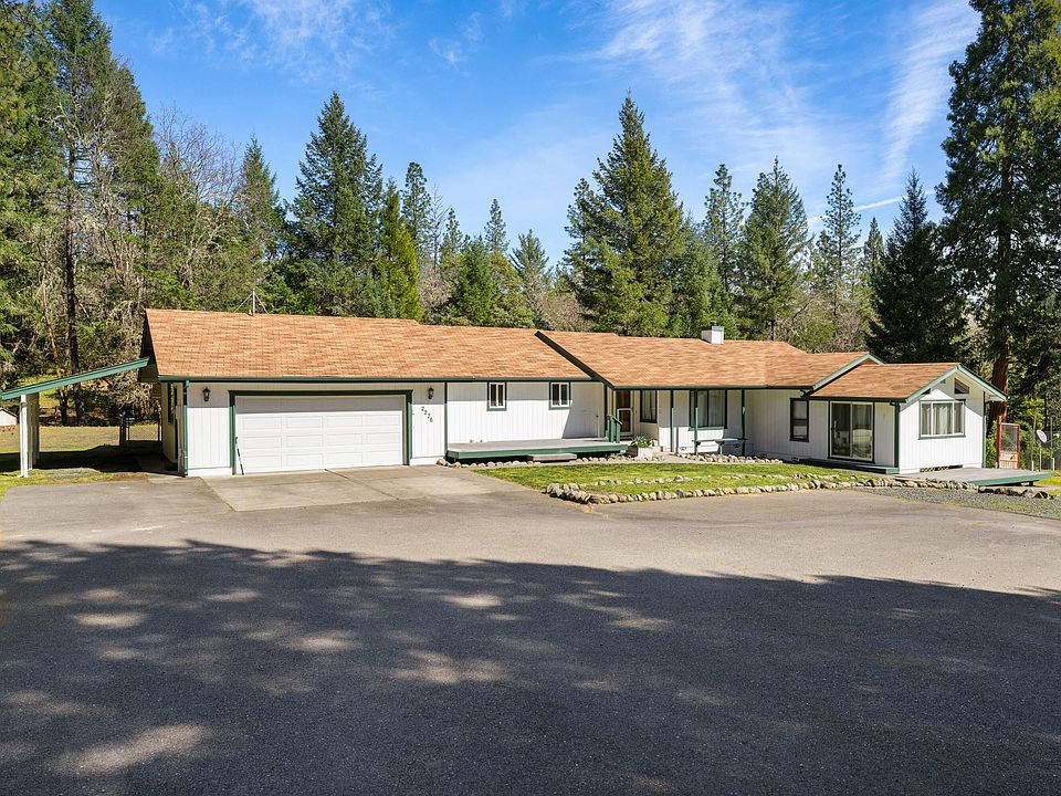 1st image of 2276 Azalea Dr