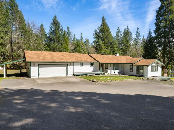 2276 Azalea Dr, Grants Pass, OR 97526