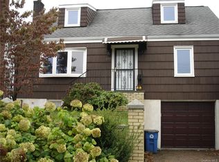 817 Mile Square Rd, Yonkers, NY 10704