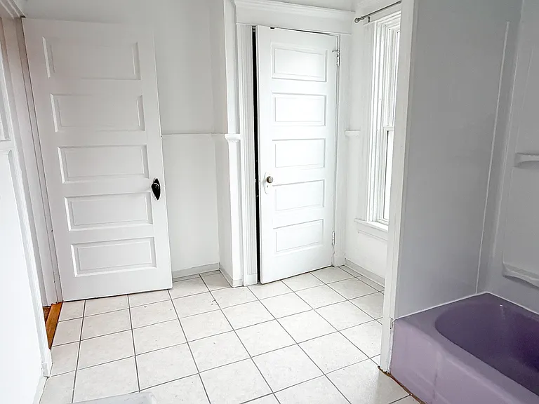 503 Tremont Ave S — Photo 13
