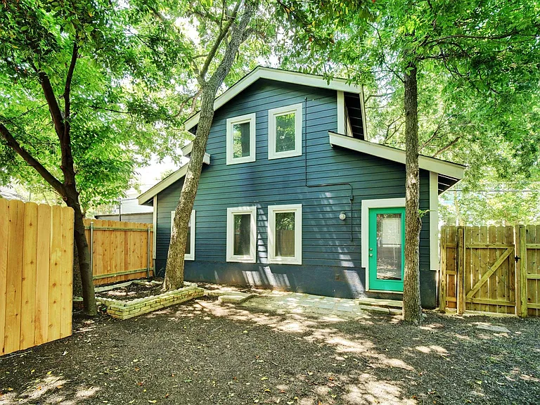4506 Caswell Ave #B — Photo 22
