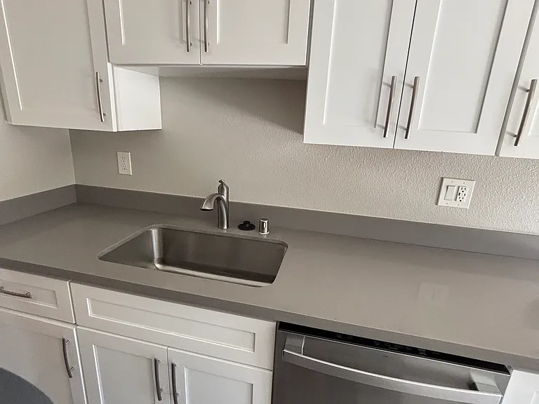 120 Alma St #4 — Photo 8