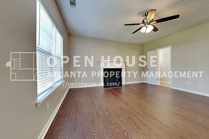 3 bed, 2.5 bath, 1654 sqft, $1,975 — Photo 4