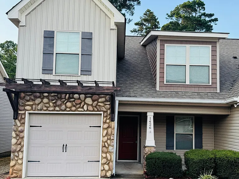1426 Serenity Creek Dr #MAIN — Photo 1