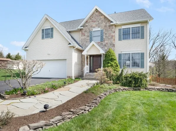6 Ridge Rd, Frenchtown Boro, NJ 08825
