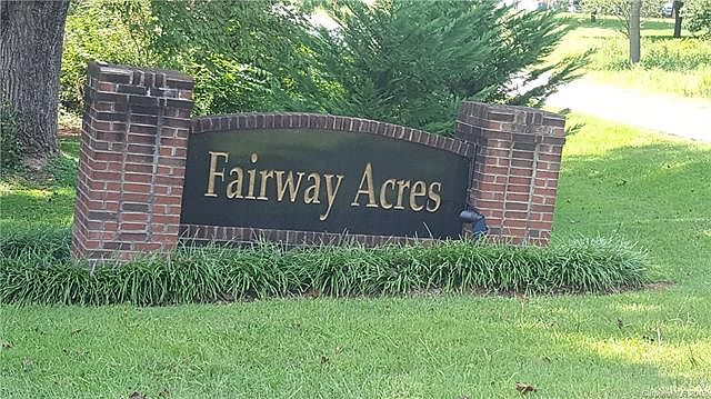 1st image of 1131 Fairway Dr