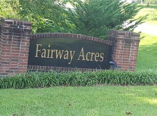 1131 Fairway Dr, Newton, NC 28658