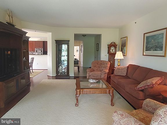 5th image of 940 Astern Way Unit 402
