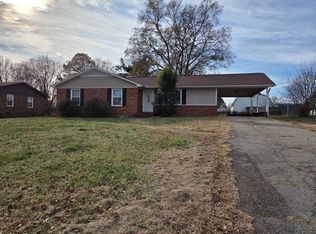 239 Ferndale Dr, Boiling Springs, SC 29316