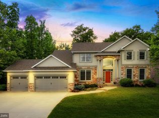 2463 Salem Heights Ln SW, Rochester, MN 55902