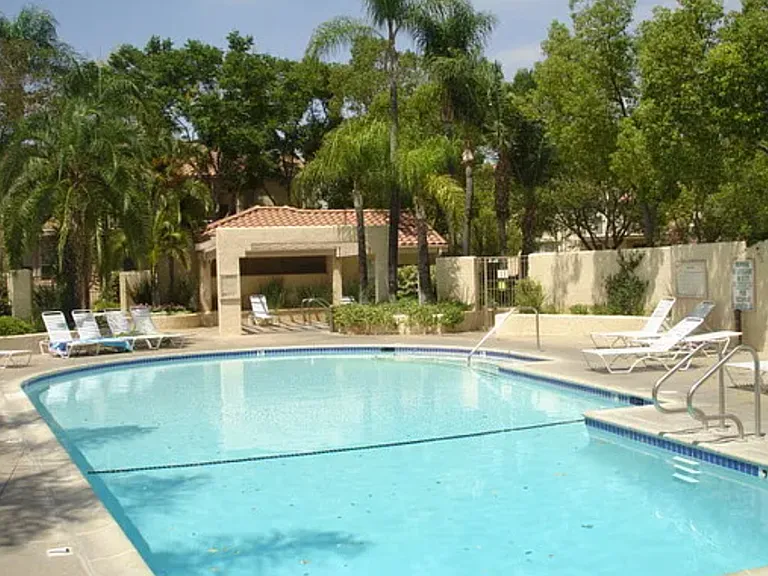 24105 Del Monte Dr #448 — Photo 9