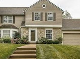 1021 W 69th St, Kansas City, MO 64113