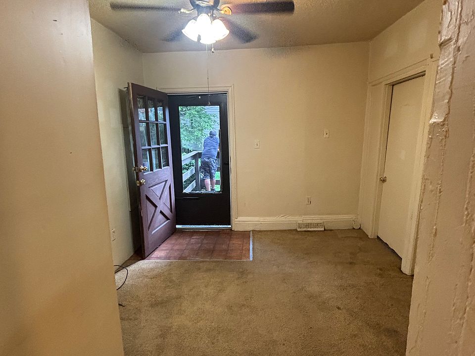 1st image of 501 Case St APT 1