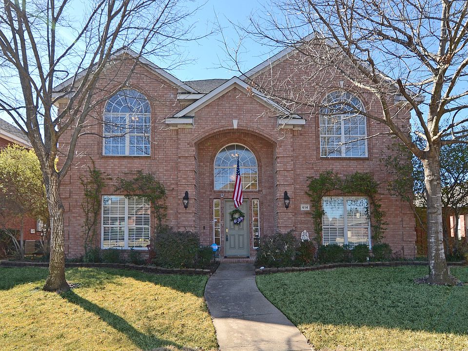 1st image of 614 Yaupon Dr
