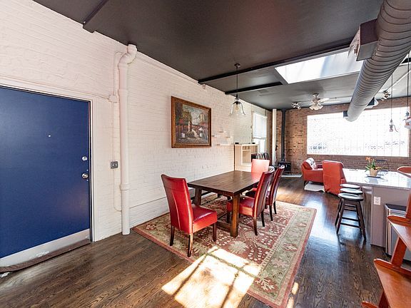 5th image of 1212 W Belmont Ave #2R