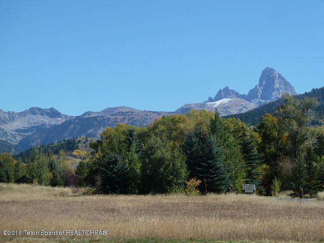 1st image of 2440 Falcon Creek Dr