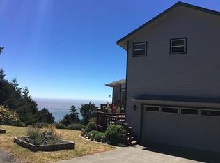 40 High Ct, Shelter Cove, CA 95589