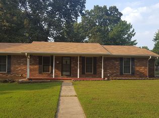 903 Towering Oaks Dr, Jacksonville, AR 72076