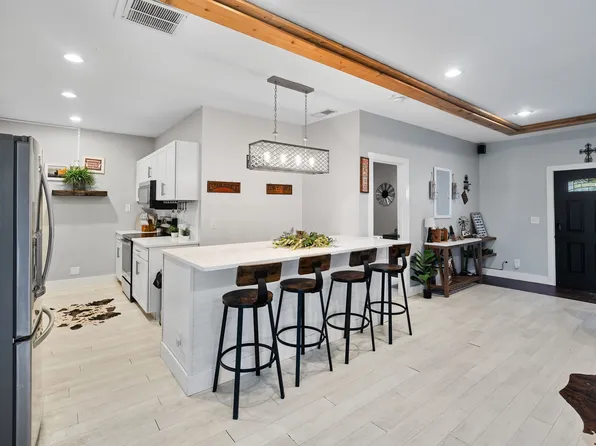 1430 Rs County Rd, Pt, TX 75472