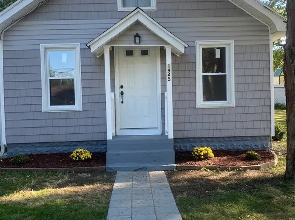 1945 Fairmount Pkwy, Erie, PA 16510