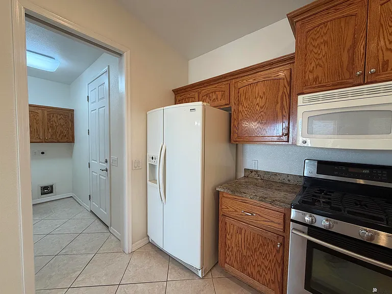 3333 S Kinnow Ave — Photo 8