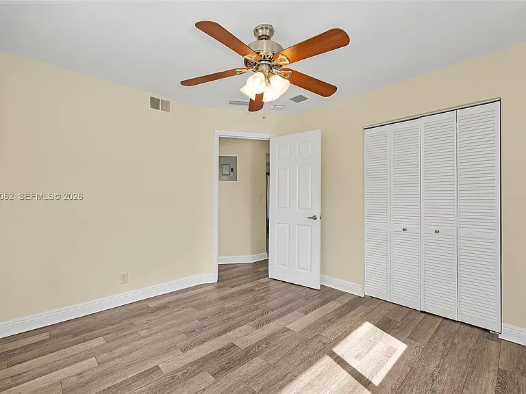 3524 SW 14th St — Photo 9