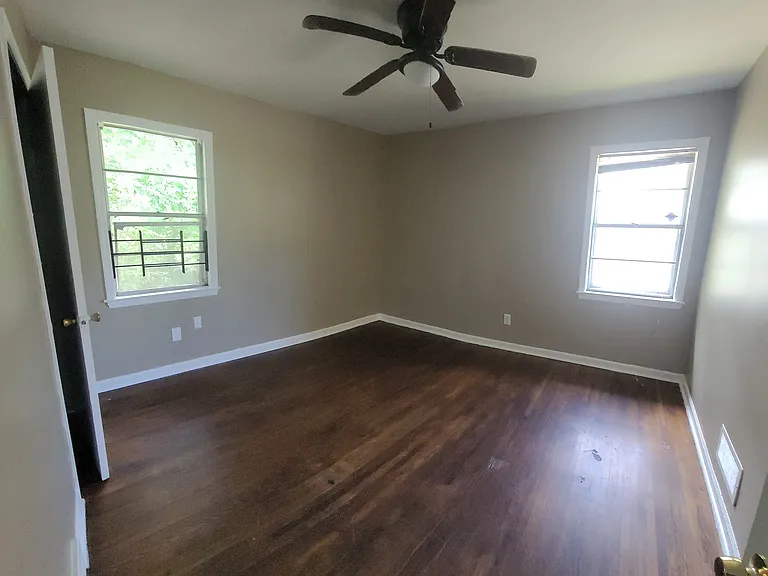 4011 Mountain Terrace St — Photo 9