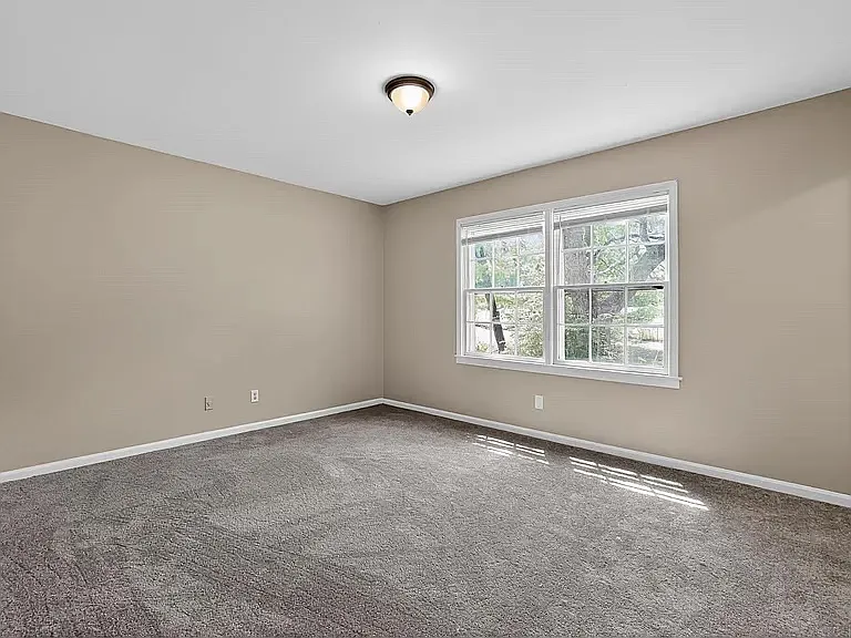 516 Argonne Dr — Photo 12