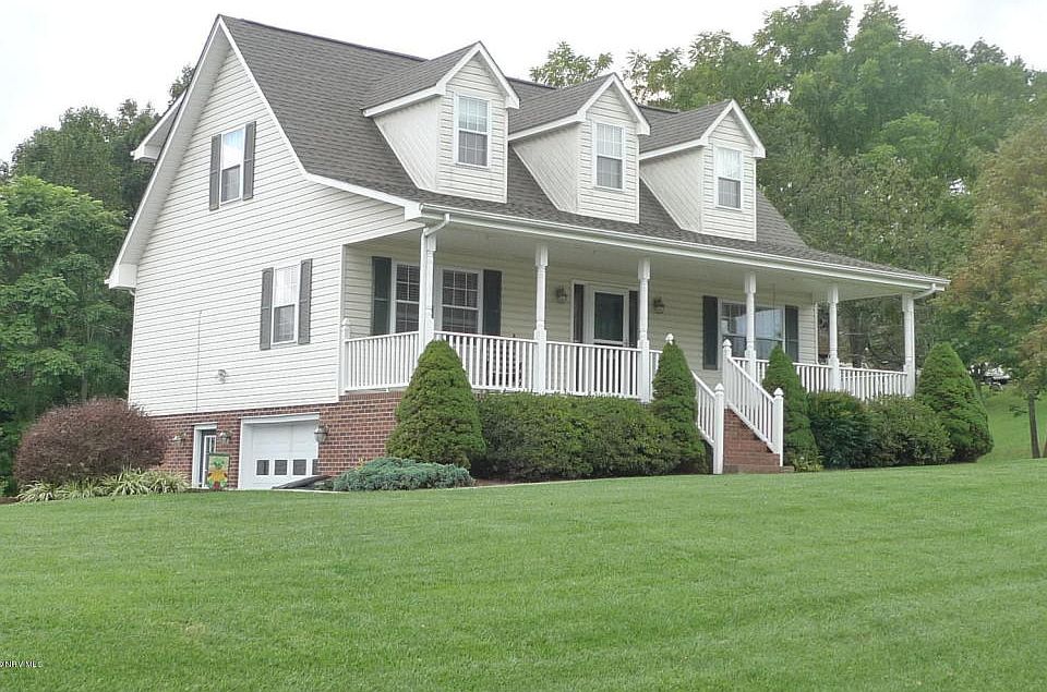 1st image of 315 Howery St