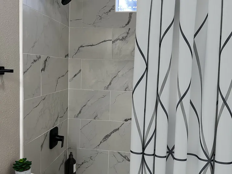1210 Lorrain St #108 — Photo 6