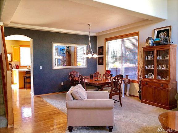 5th image of 6805 83rd Street Ct E