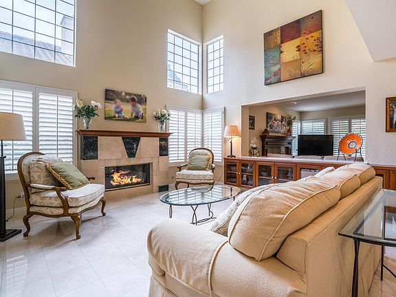 3rd image of 24612 Vista Cerritos