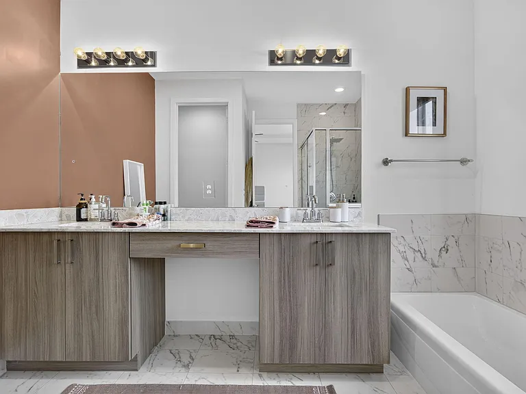 1431 Pioneer Way — Photo 19