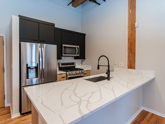 5th image of 1243 S Wabash Ave APT 403
