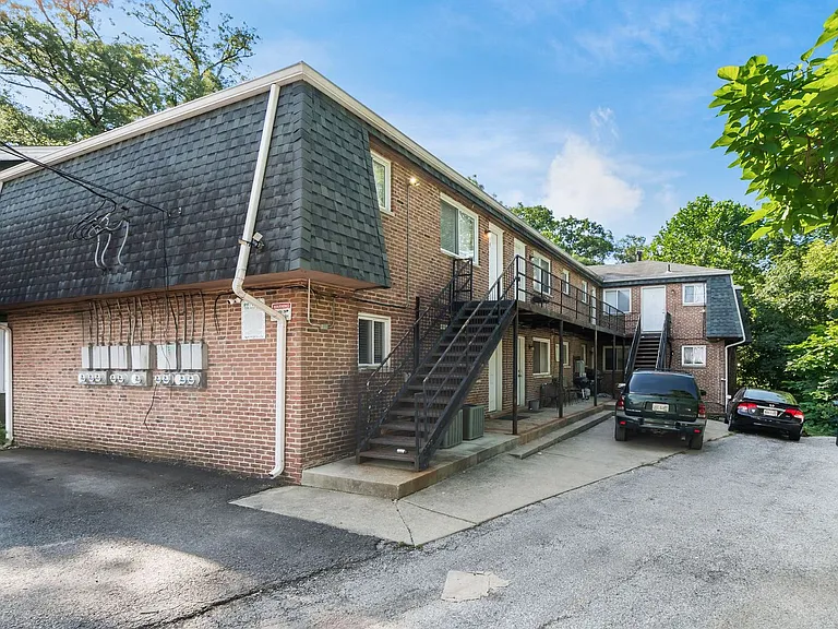 2103 Iuka Ravine — Photo 9