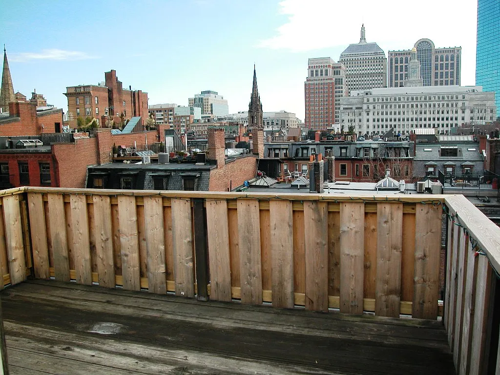 Building Photo - 181 Beacon St #1