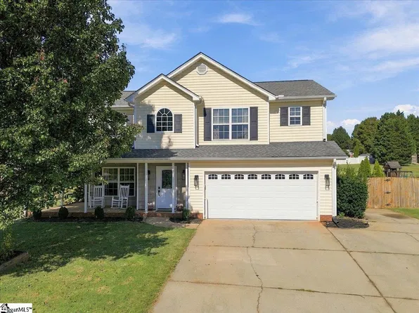 11 Corey Way, Travelers Rest, SC 29690