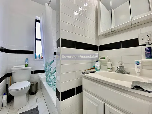 Rented by Sovereign Associates | media 15