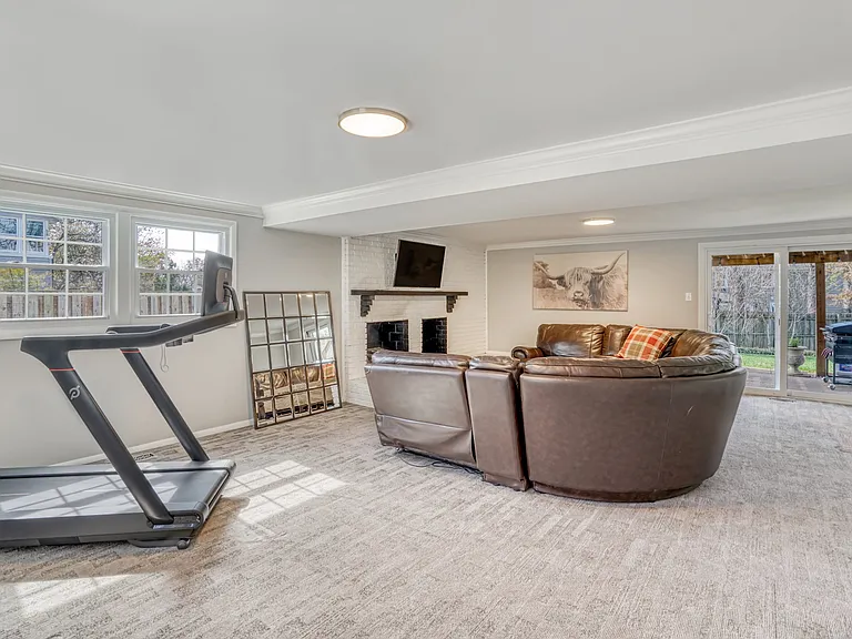 12805 Point Pleasant Dr — Photo 17