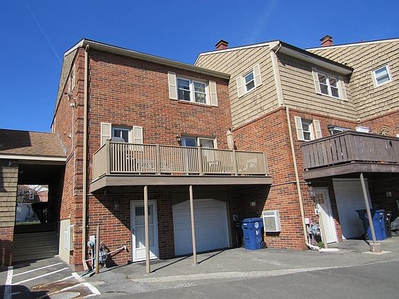 2nd image of 6 Loring Hills Ave Unit B1