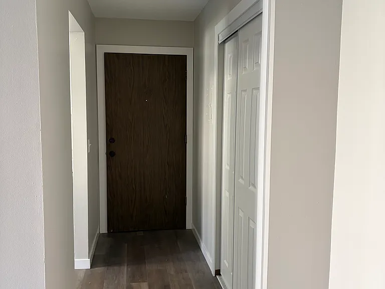 1025 Smetana Rd #3 — Photo 6