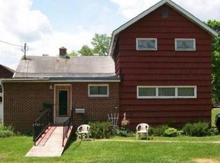 32 Park St, Spencer, NY 14883