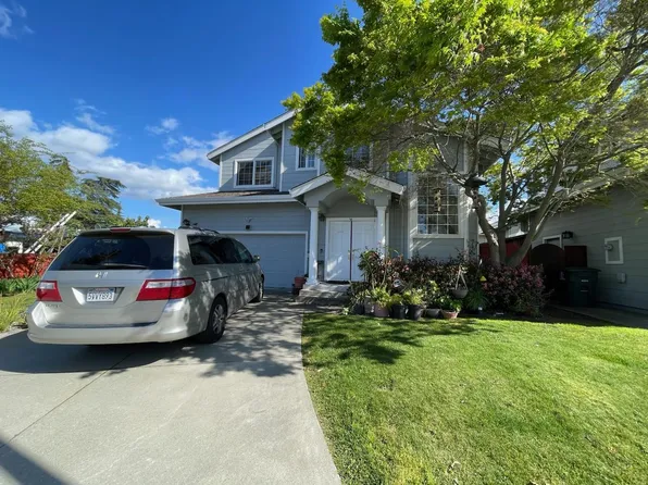 21594 Grand Ave, Cupertino, CA 95014