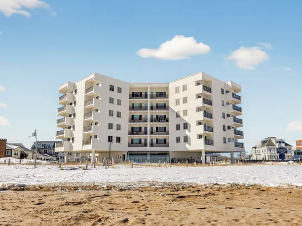 1 Cleaves Street #304, Old Orchard Beach, ME 04064