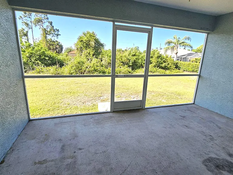 Screened lanai