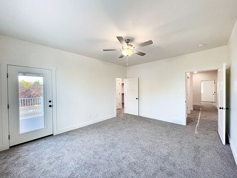 Bluffview Townhomes — Photo 7