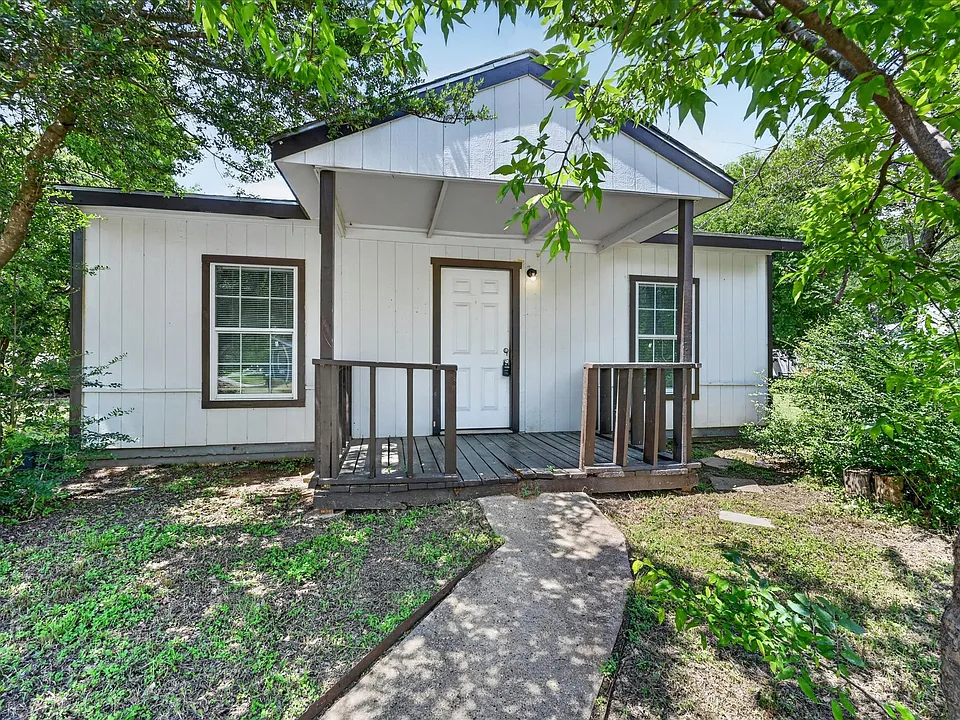601 Royal St