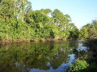 3237 Ridgewood Dr, North Port, FL 34287