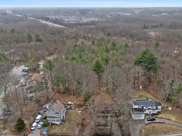 480 Liberty St, Braintree, MA 02184