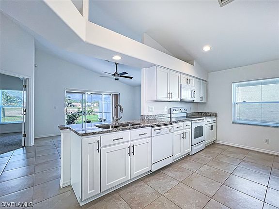 4th image of 11218 Lakeland Cir